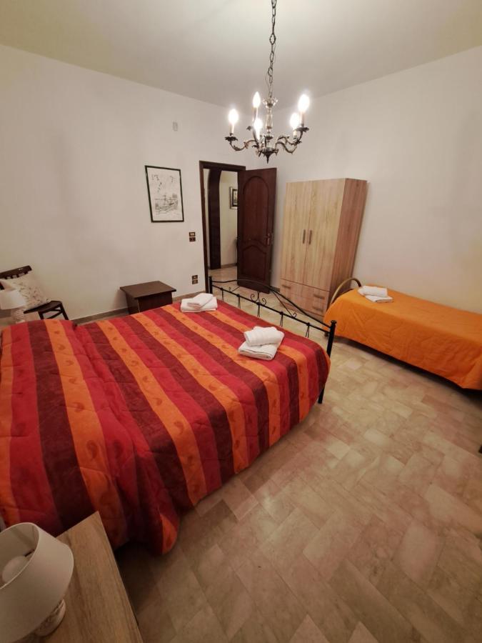 Casa Vacanza Pietro E Nina Lecce Exterior photo