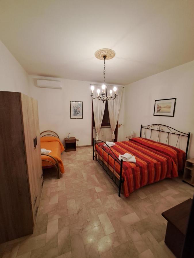 Casa Vacanza Pietro E Nina Lecce Exterior photo