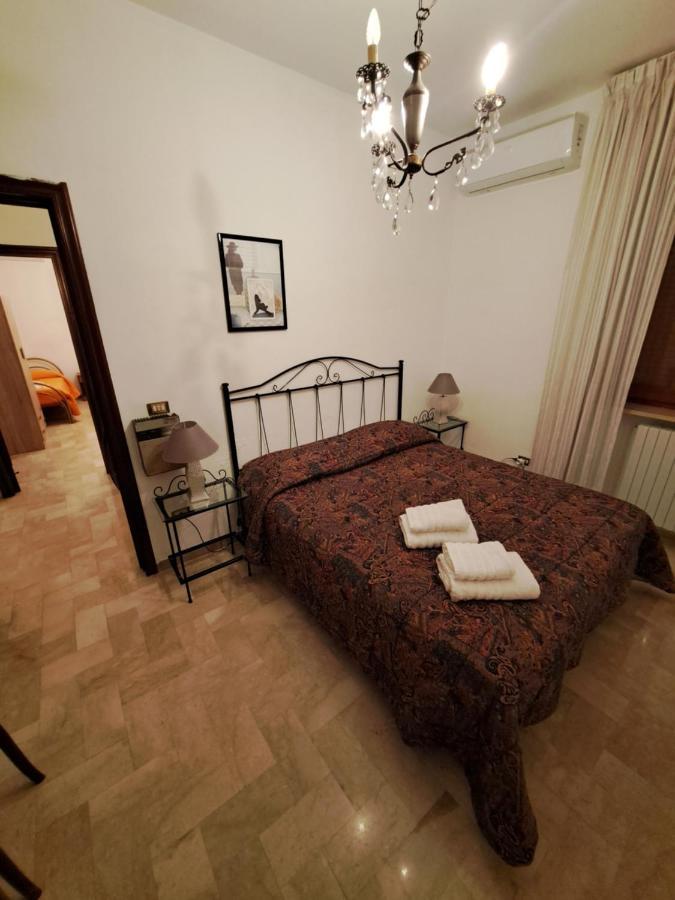 Casa Vacanza Pietro E Nina Lecce Exterior photo